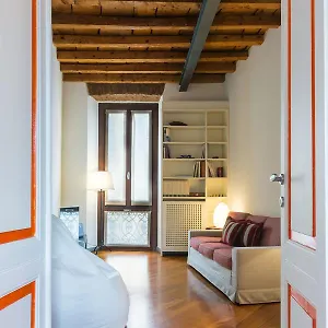 Brera 20 , Milano Italia